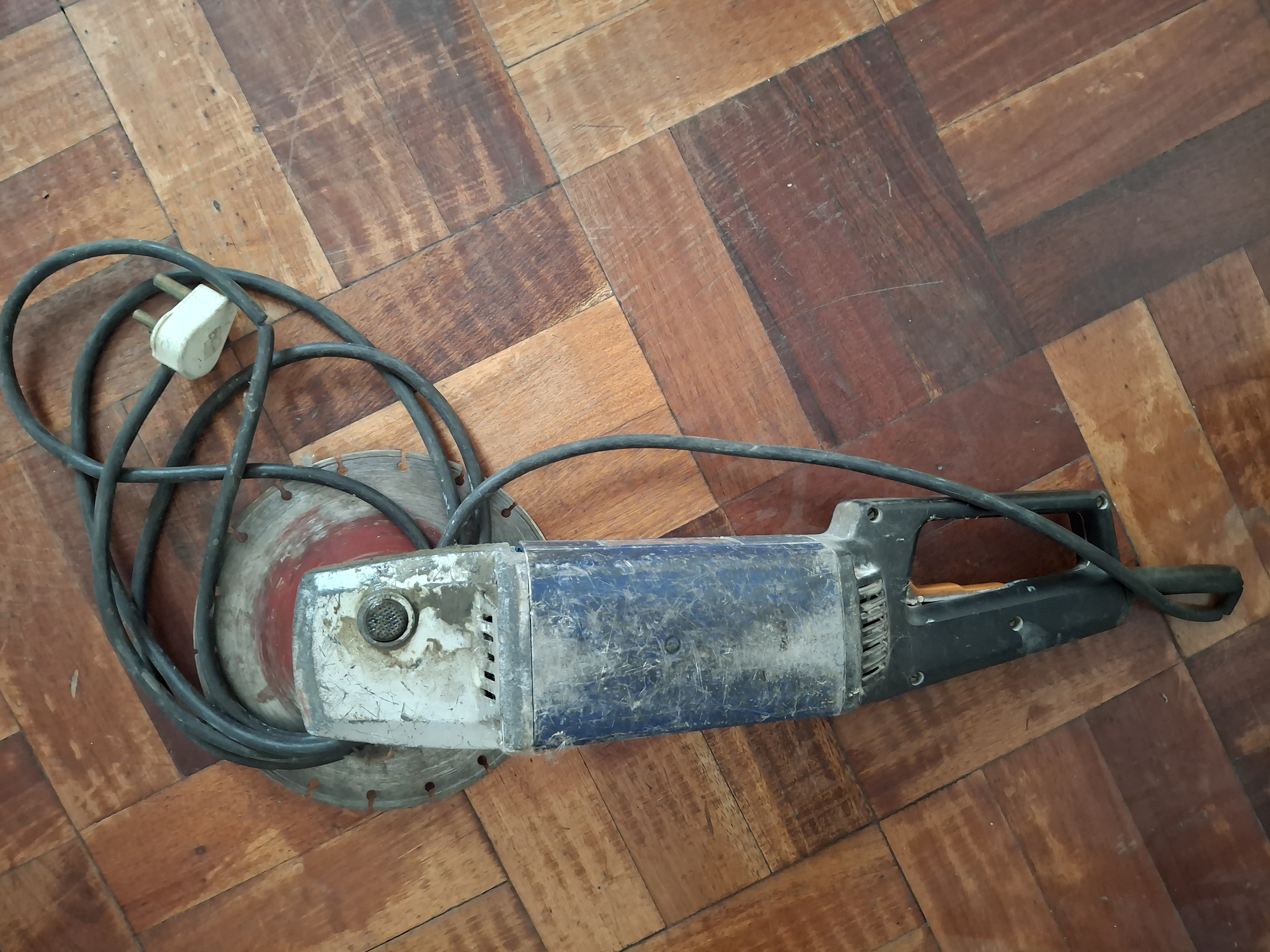 Heavy-duty Grinder/Good Used/Goodwood